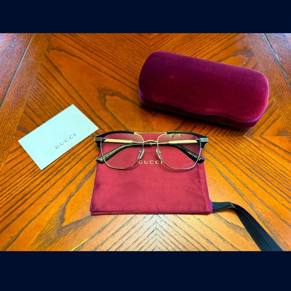 Gucci Glasses: GG0241O-002 - Brand New - Picture 1 of 2